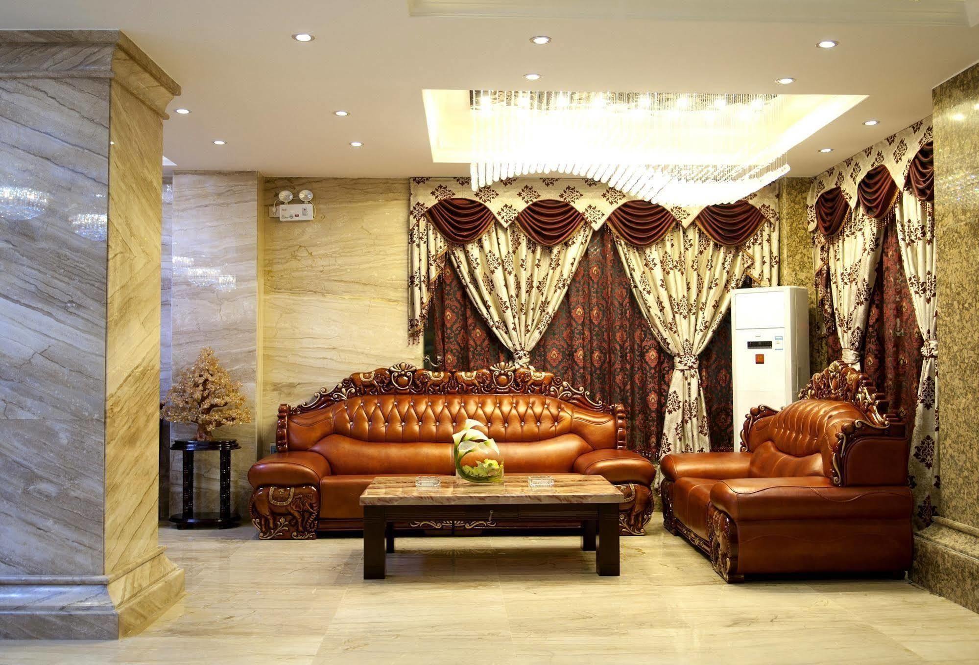 Yuwei Business Hotel Guilin Exterior photo